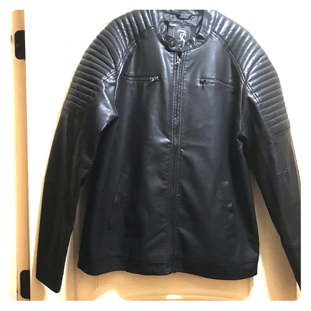 Leather jacket , men’s xxl very nice style , new